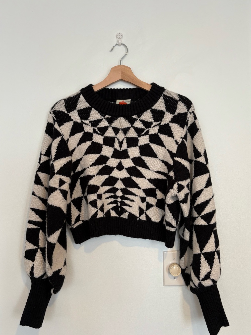 Farm Rio || Deco Knit Sweater Geometric Black White Small‎ - Picture 2 of 9